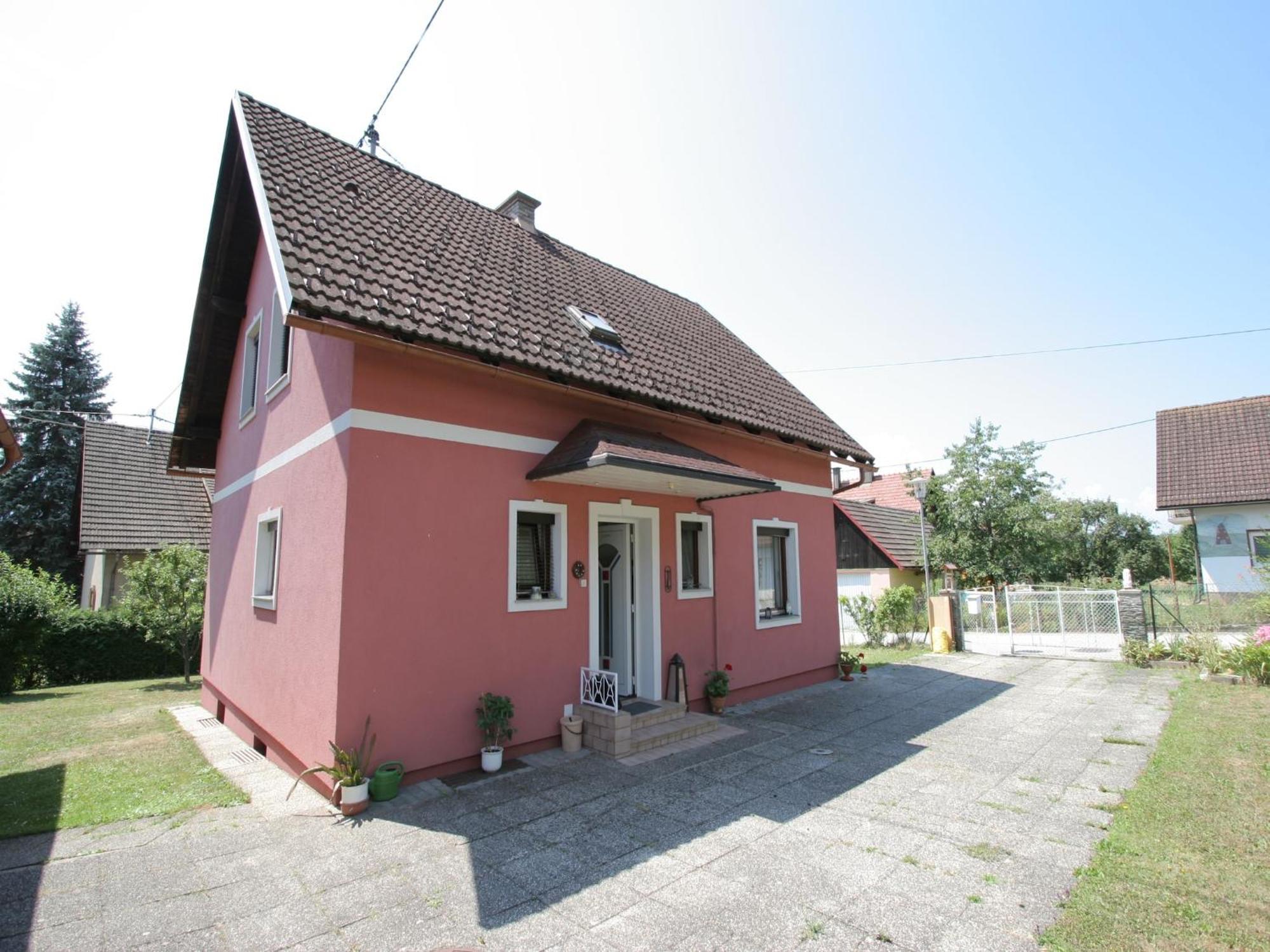 Modern Apartment With Garden Near The Petzen Ski Area In Eberndorf Carinthia מראה חיצוני תמונה