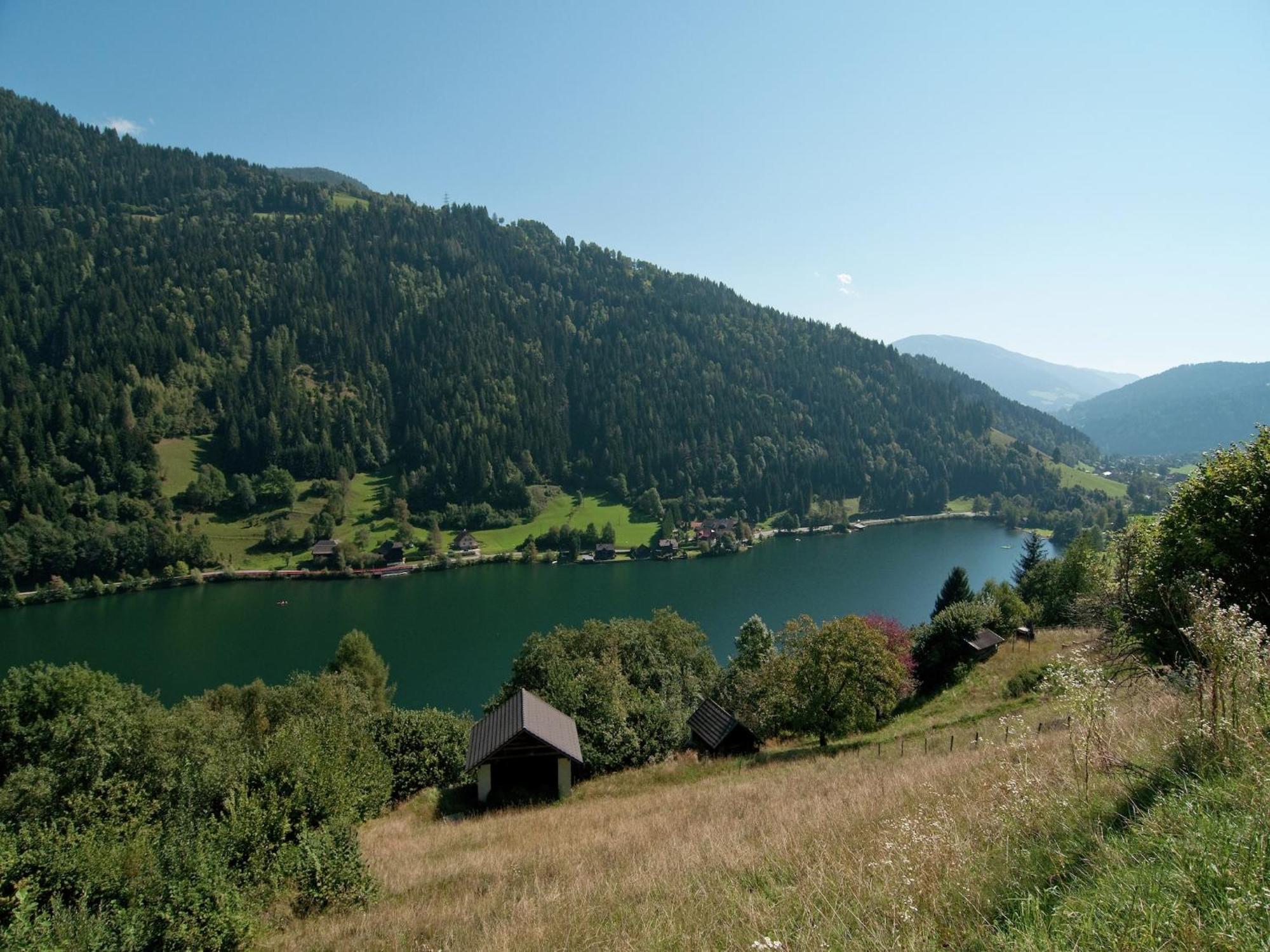 Modern Apartment With Garden Near The Petzen Ski Area In Eberndorf Carinthia מראה חיצוני תמונה